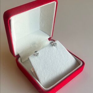 NWT 0.5ct diamond Silver Stud Earrings